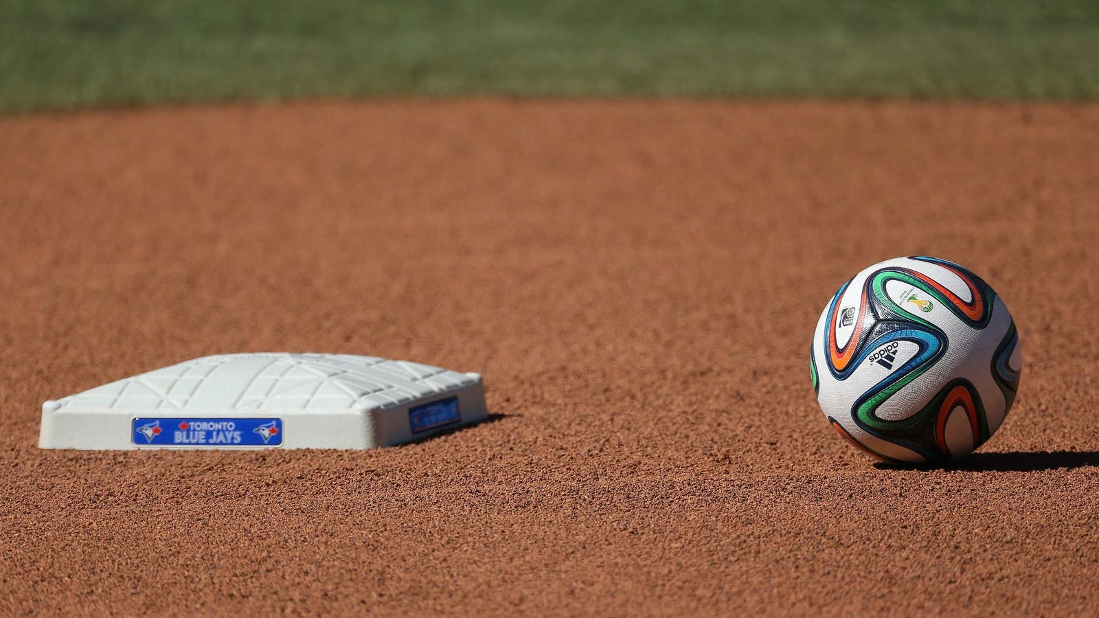 Baseball fans, pay attention to the 2026 World Cup if you want the scoop on who will win the World Series this fall. Impossible? Ridiculous? Certain n
