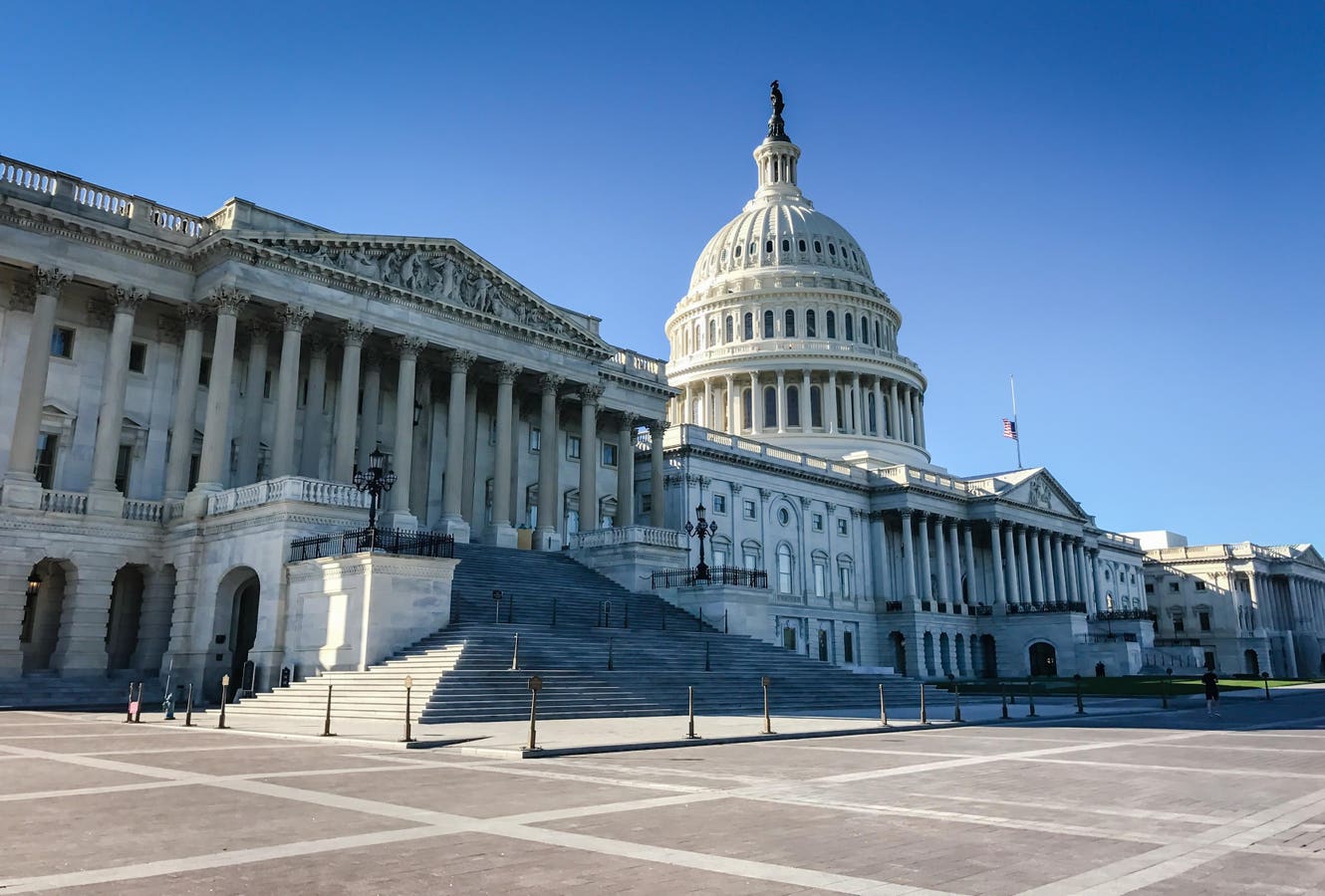 A recent Gallup poll found that while Americans see acts of courage in their local communities, the vast majority find the trait is absent among elect