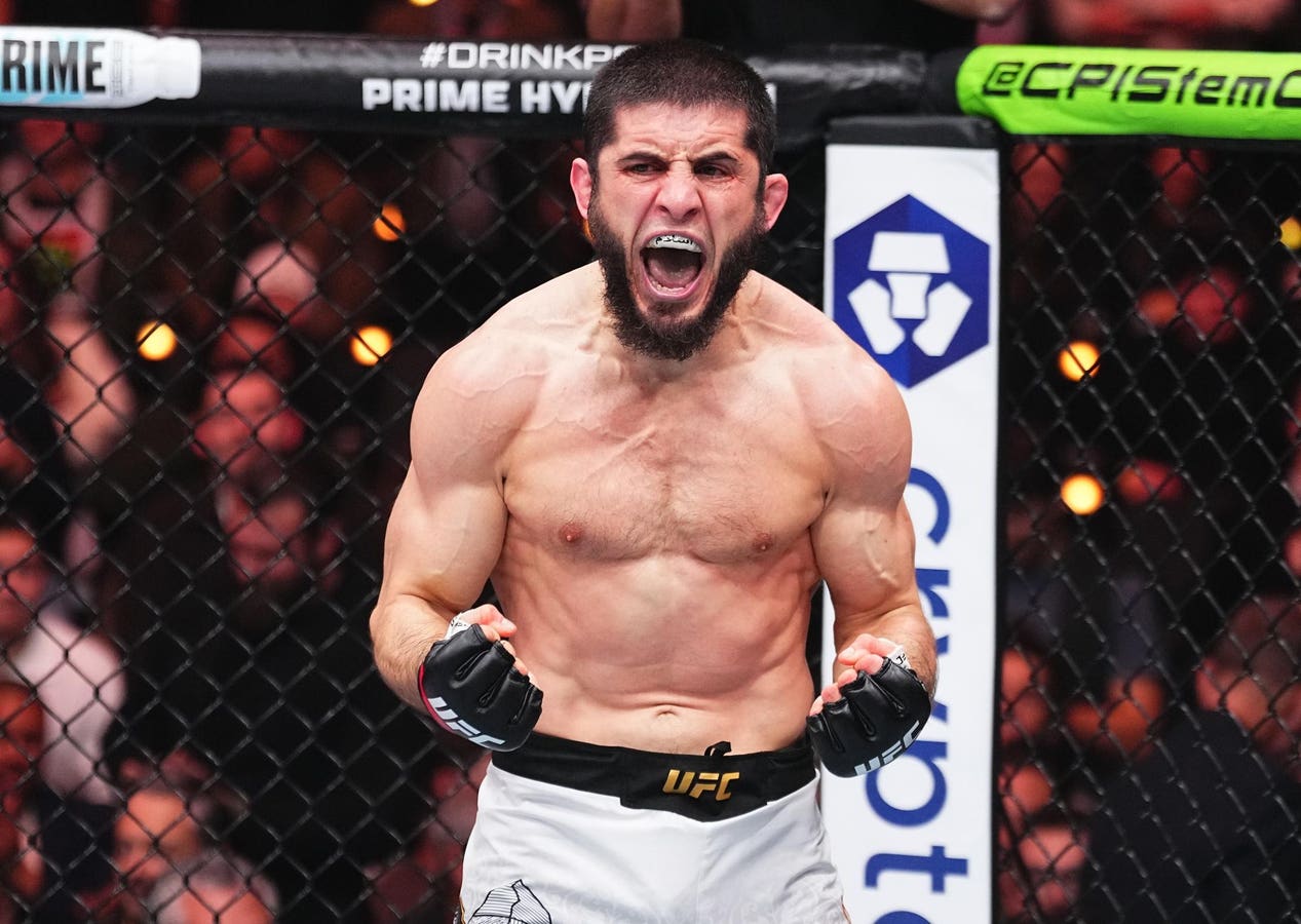 Dana White announced UFC 330 for Philadelphia on Aug. 15, headlined by Islam Makhachev vs. Ian Machado Garry and a Mackenzie Dern vs. Gillian Robertso
