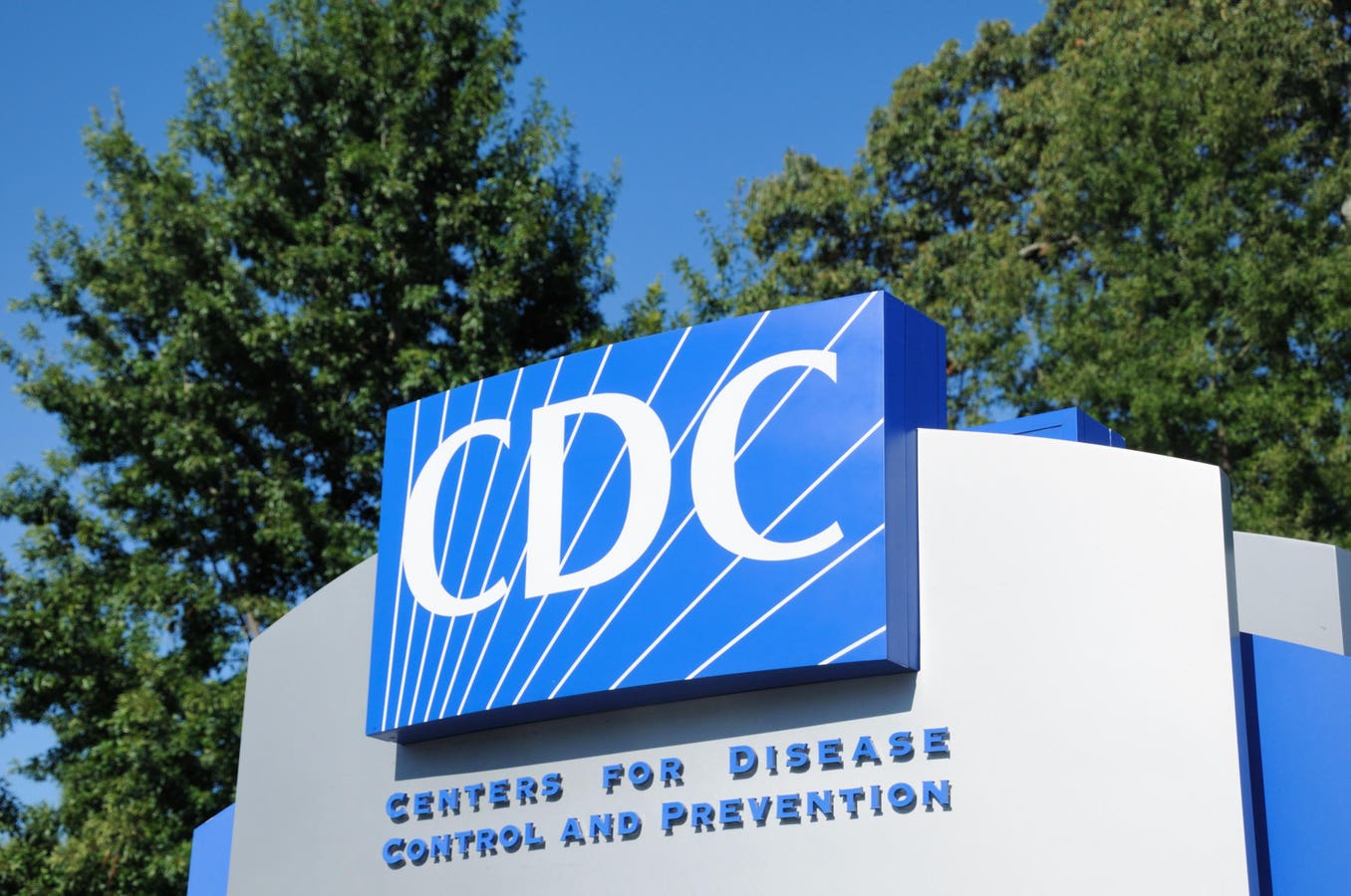 A recent outbreak of cyclosporiasis—a foodborne illness contracted from eating contaminated food, typically fresh produce—has impacted at least 34 sta