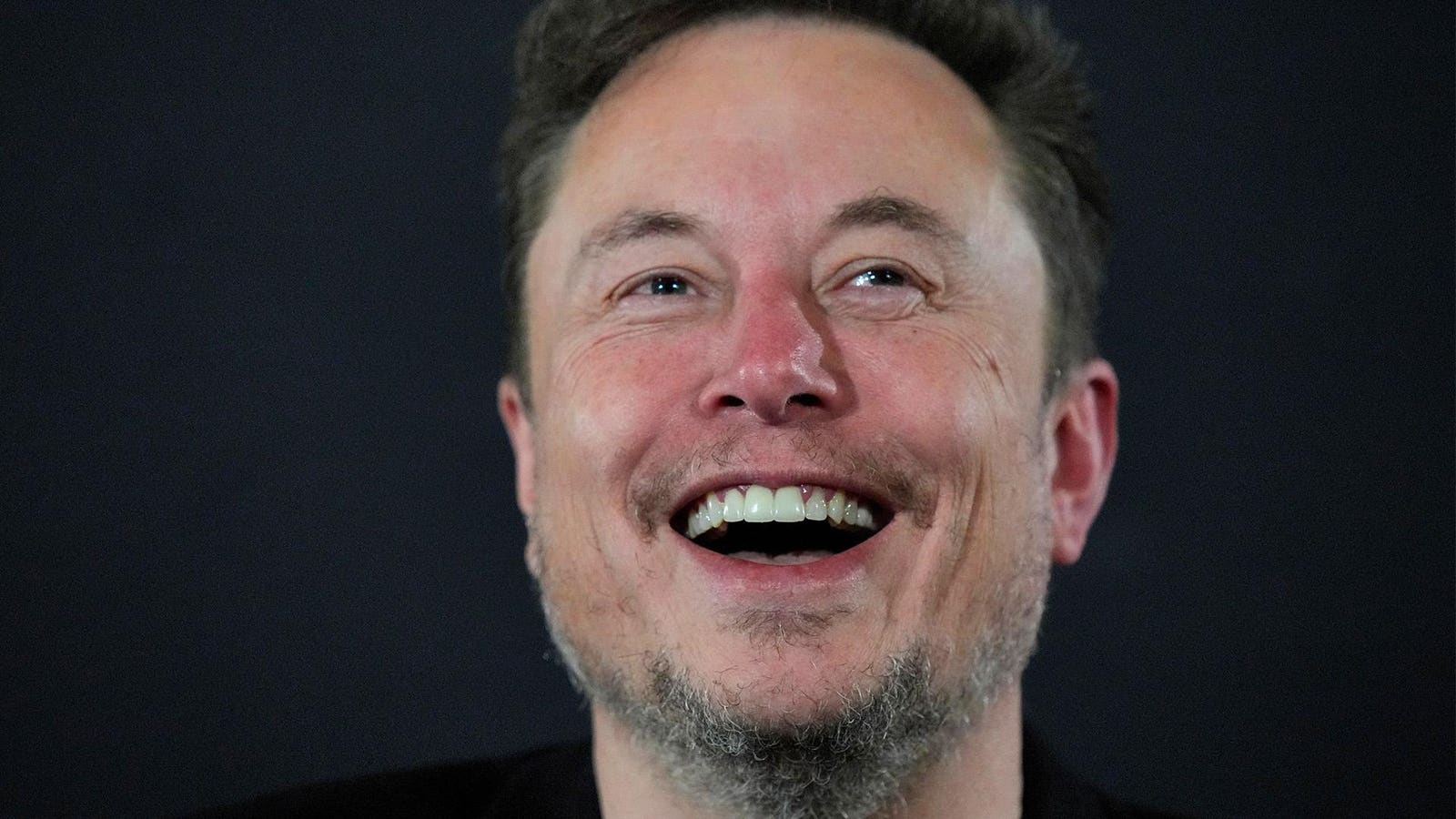 On "Forbes Talks," Forbes Executive Editor Luisa Kroll and Forbes Reporter Matt Durot discuss Elon Musk becoming the world's first trilliona