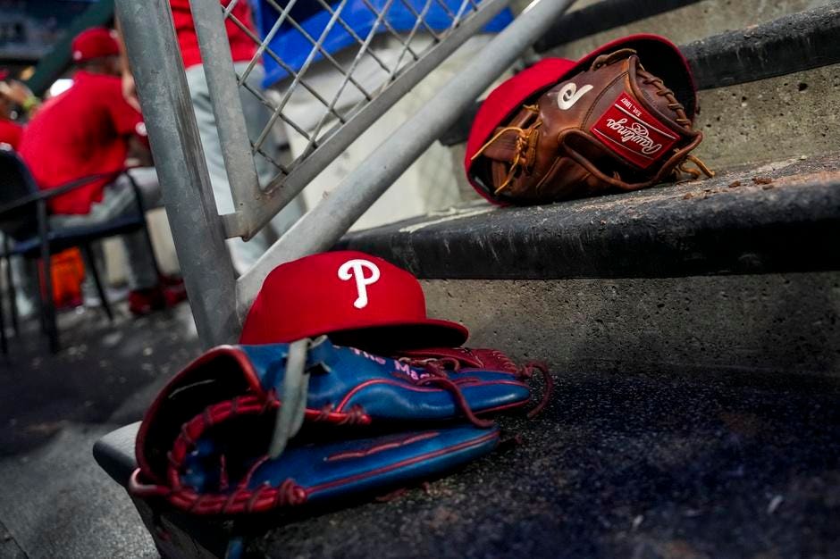 The Philadelphia Phillies received news that a former contributor has signed with a rival club after briefly leaving Major League Baseball.