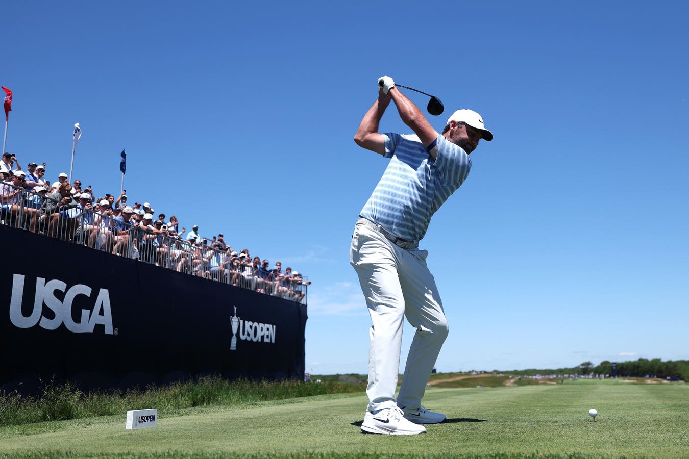 Scottie Scheffler enters the U.S. Open at Shinnecock Hills as a favorite (or co-favorite) for a 15th straight major as he seeks to complete the career