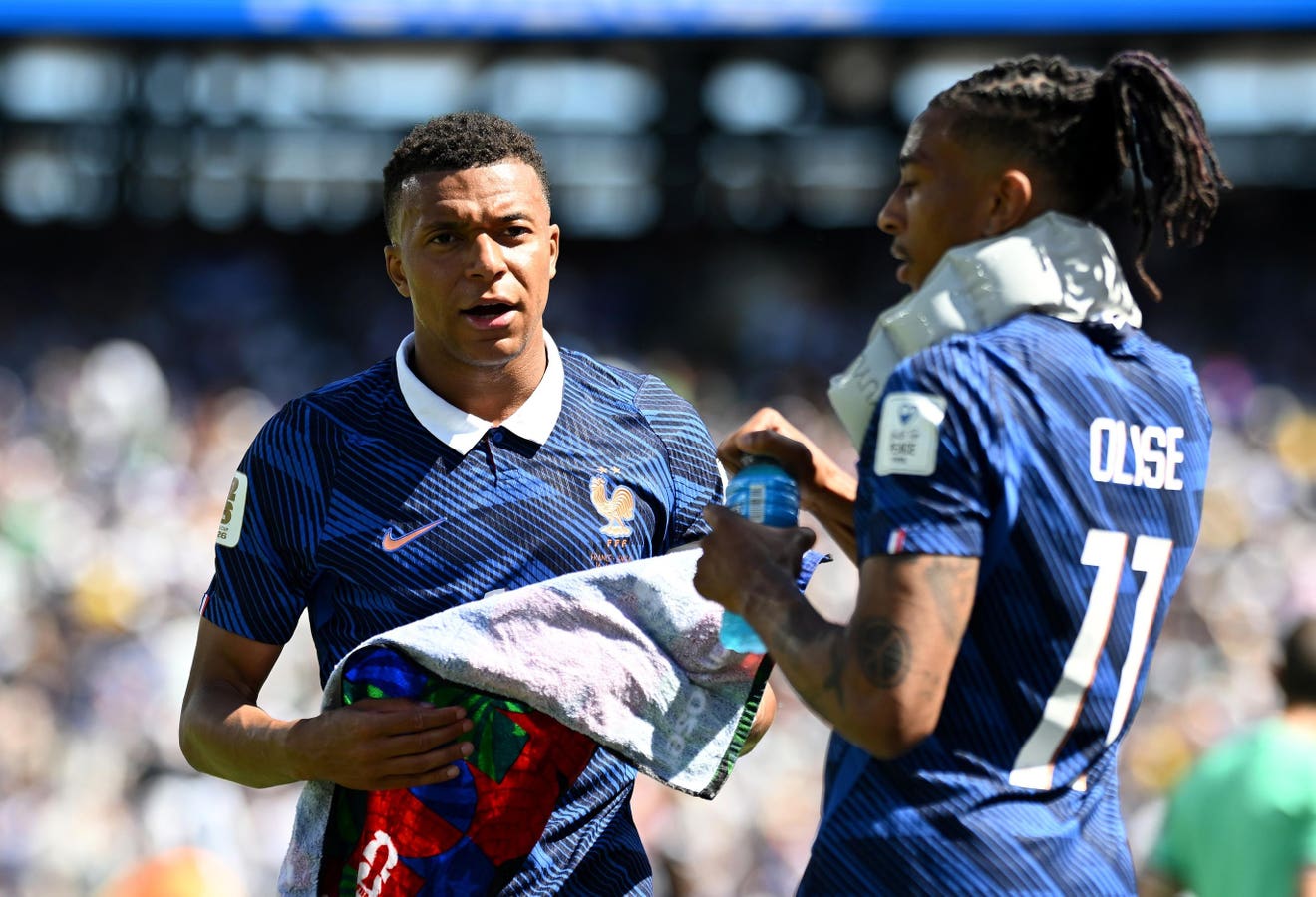 The breaks have resulted in some broadcasters airing advertisements in the middle of games, which is not standard practice for soccer matchups.