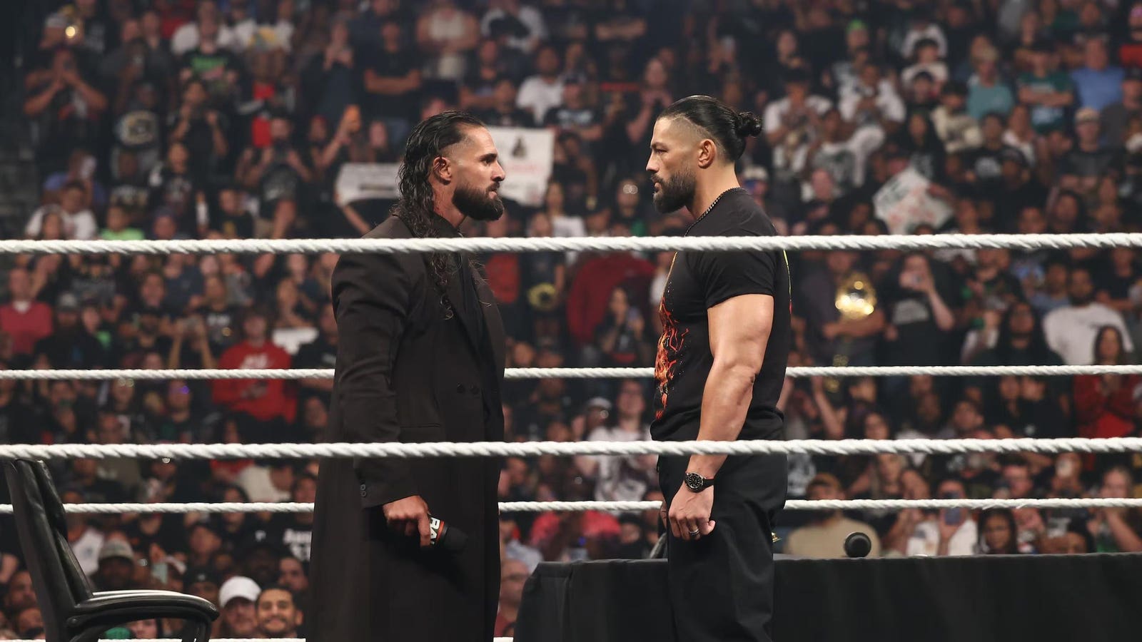 WWE SummerSlam 2026 Night 2 results as Roman Reigns beats Seth Rollins in a classic main event match.