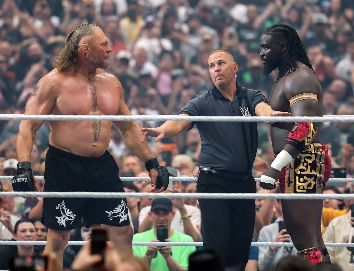 WWE SummerSlam 2026 results as Oba Femi destroys Brock Lesnar with a Fall From Grace powerbomb inside Hell in a Cell.